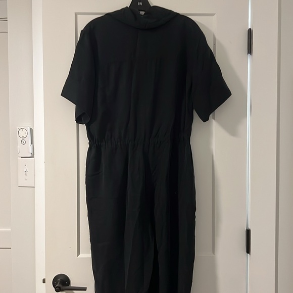 Banana Republic Jumpsuit - Picture 8 of 9